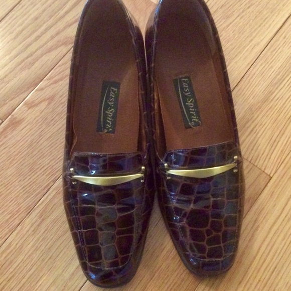 Easy Spirit Shoes - Easy spirt Brown crocodile Patten leather Loafers